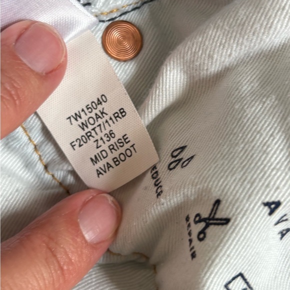 Lucky Brand Light Blue Flare Jeans - Picture 5 of 9